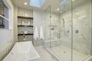 Aménager une douche italienne dans votre salle de bain quels sont les avantages 